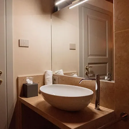 Pavillon * Peschiera del Garda